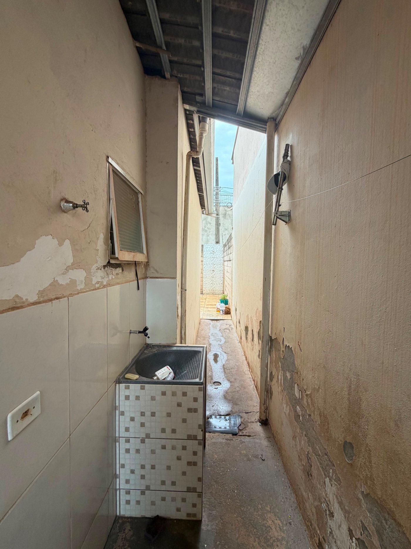 Casa para alugar com 2 quartos em São Carlos, Três Lagoas, MS