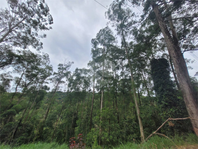 Terreno à venda no condomínio Alpes da Cantareira, Mairiporã - SP