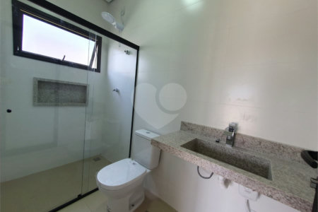 Casa à venda com 3 suítes no condomínio Via Castelli, Louveira - SP