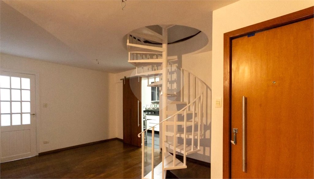 Cobertura à venda com 4 quartos, sendo 1 suíte, em Jardim Londrina, São Paulo, SP