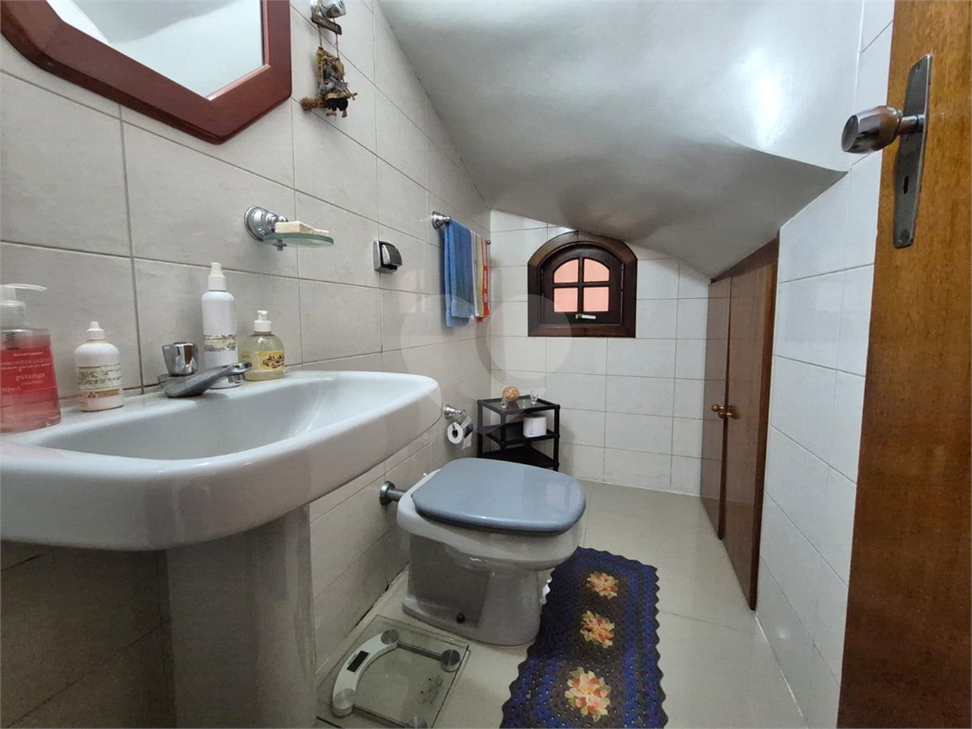 Sobrado à venda com 3 quartos, sendo 1 suíte, em Jardim Sarah, São Paulo, SP