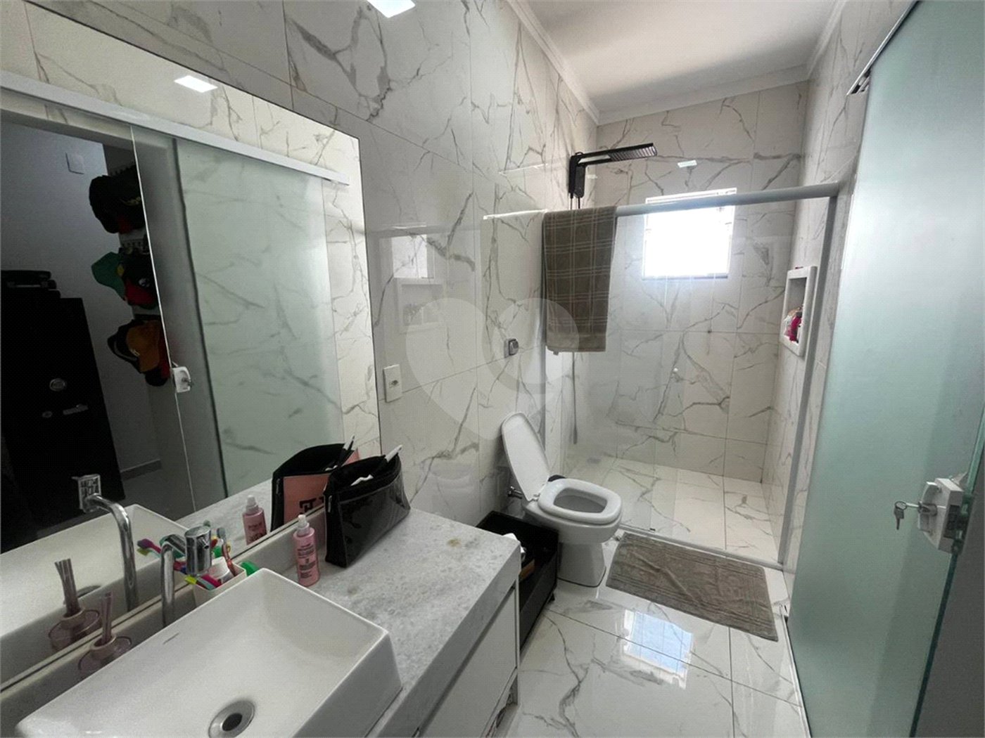 Casa à venda com 2 quartos, sendo 1 suíte, no condomínio Residencial Reserva das Paineiras, Itapetininga - SP