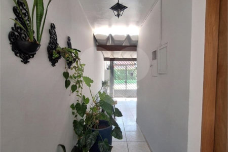 Casa à venda com 3 quartos em Jardim Trussardi, São Paulo, SP