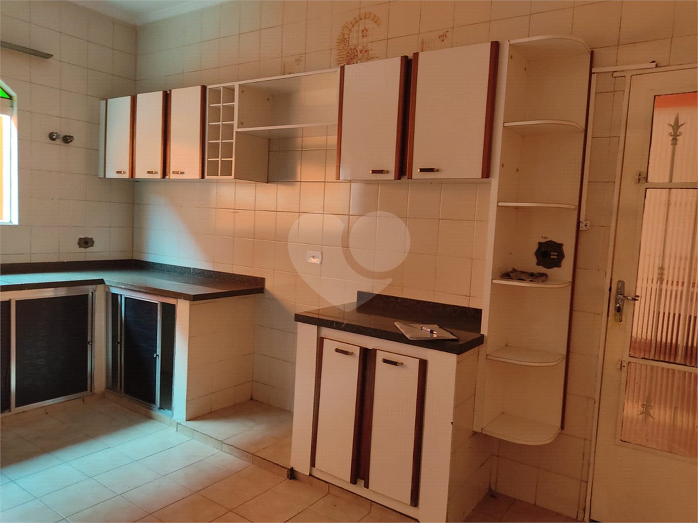 Sobrado à venda com 4 quartos, sendo 1 suíte, em Cidade Jardim Cumbica, Guarulhos, SP