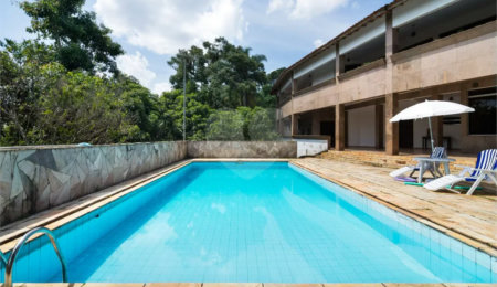 Condomínio à venda com 5 suítes em Caraguatá, Mairiporã, SP