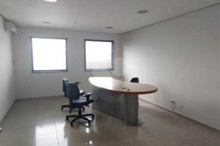 Sala à venda em Água Branca, São Paulo, SP