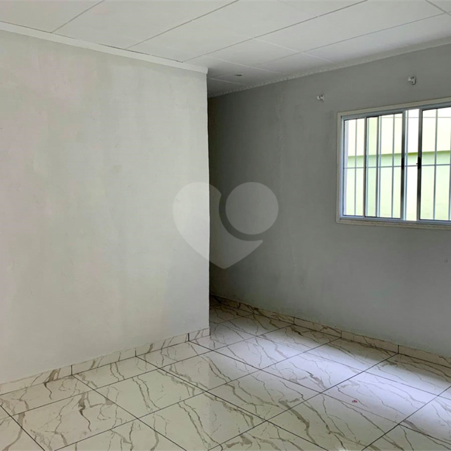 Casa à venda com 4 quartos em Chácara Inglesa, São Paulo, SP