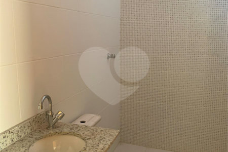 Casa à venda com 3 quartos no condomínio Cidade Das Águas, Três Lagoas - MS
