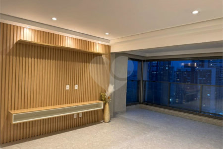 Apartamento para alugar com 3 quartos, sendo 2 suítes, em Pinheiros, São Paulo, SP