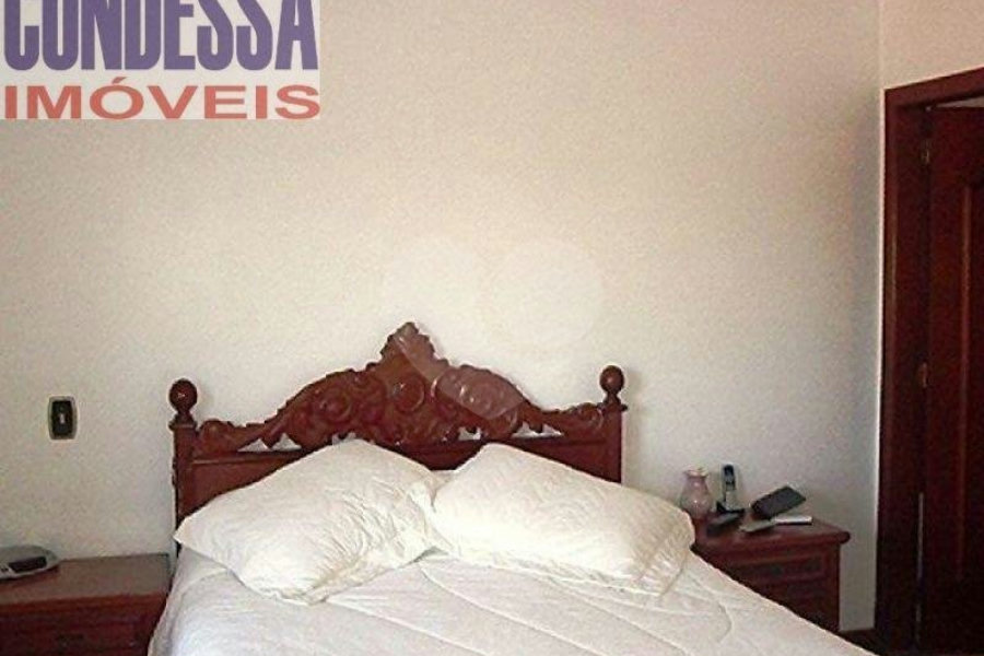 Sobrado à venda com 5 quartos, sendo 2 suítes, em Horto Florestal, São Paulo, SP