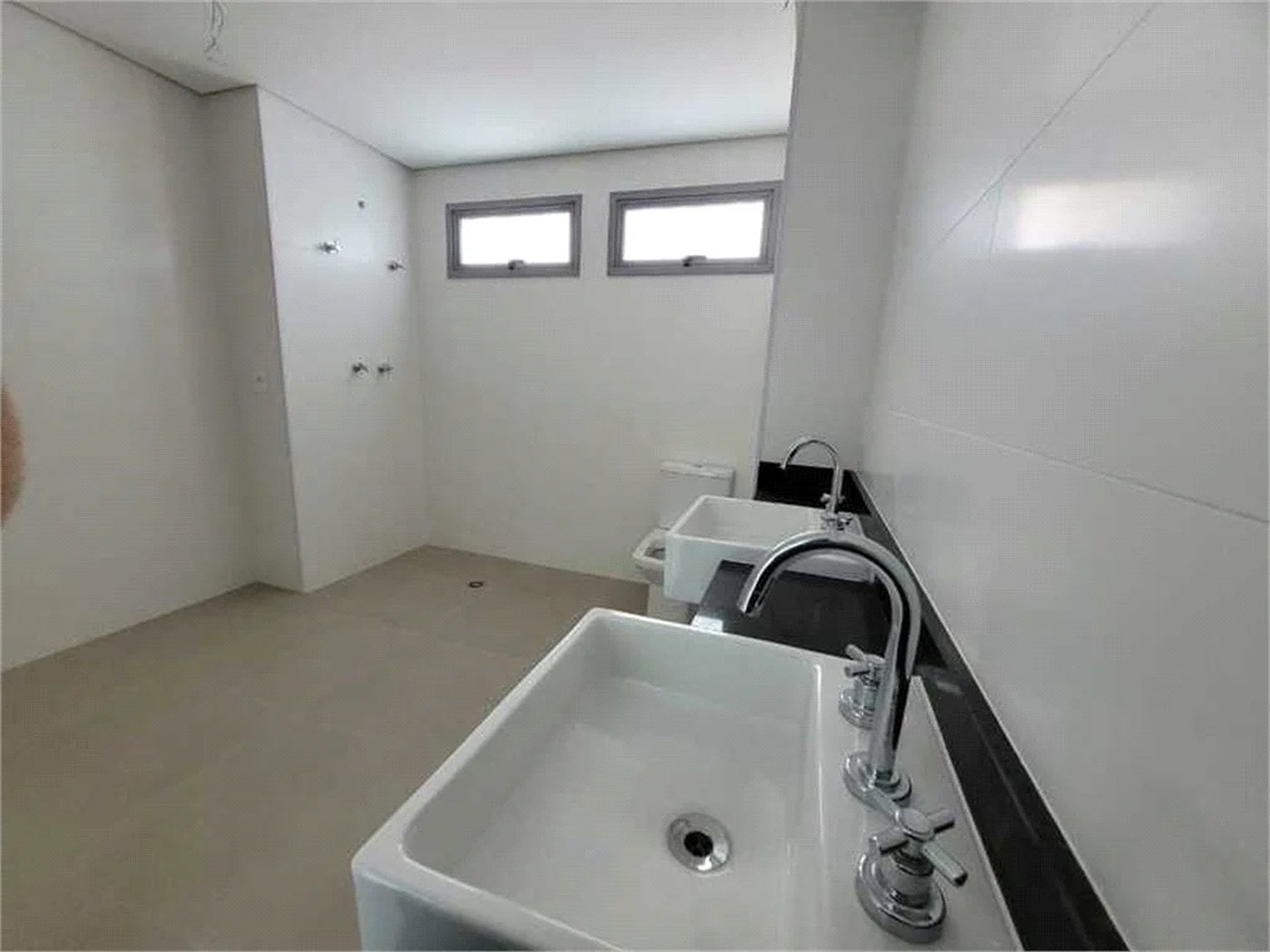 Apartamento à venda com 3 suítes em Água Branca, São Paulo, SP
