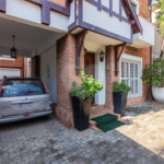 Casa à venda com 3 quartos, sendo 1 suíte, em Jardim Paulistano, São Paulo, SP