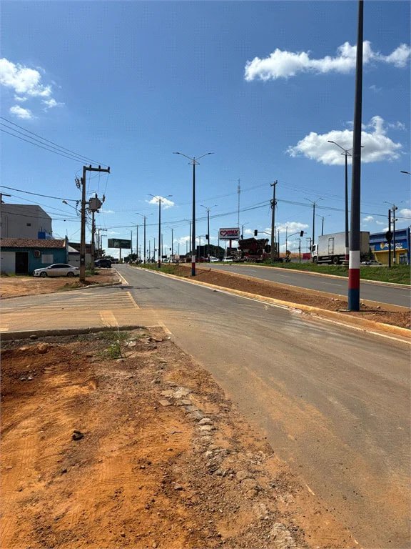 Galpão à venda ou para alugar em Setor Industrial, Balsas, MA