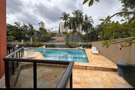 Apartamento à venda ou para alugar com 3 quartos, sendo 1 suíte, em Vila Andrade, São Paulo, SP