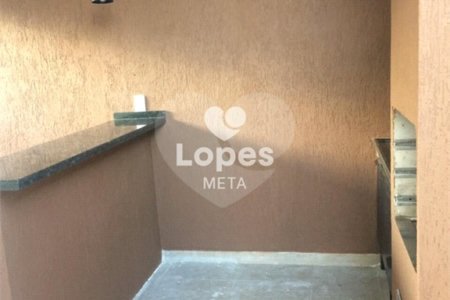 Casa à venda com 3 quartos, sendo 1 suíte, no condomínio Eldourado, São José dos Campos - SP