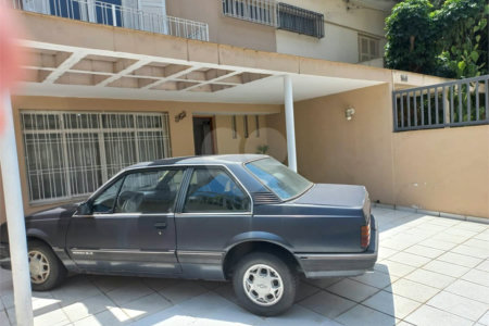 Sobrado à venda com 3 quartos em Vila Clementino, São Paulo, SP