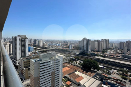 Apartamento com 125m², 3 dormitórios, sendo 3 suítes, 2 vagas, à venda na Moóca.