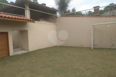 Chácara à venda com 4 suítes em Pirucaia, Mairiporã, SP