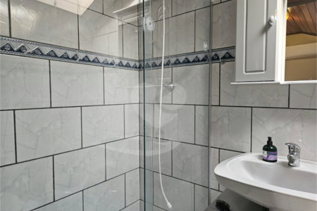 Casa à venda com 4 quartos, sendo 3 suítes, em Jardim Tapajós, Atibaia, SP