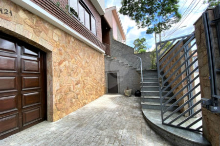 Sobrado à venda com 3 suítes em Jardim Franca, São Paulo, SP