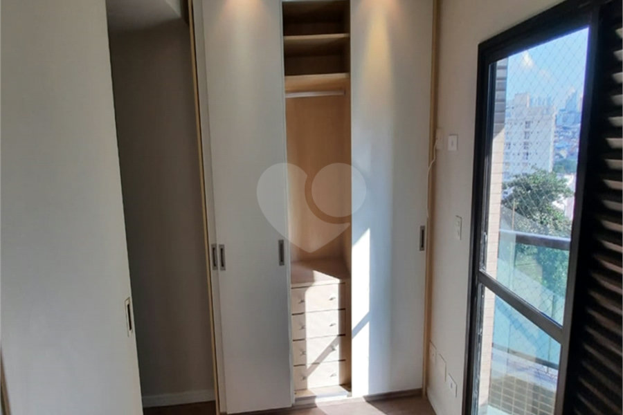 Apartamento à venda com 3 quartos, sendo 1 suíte, em Vila Paulicéia, São Paulo, SP