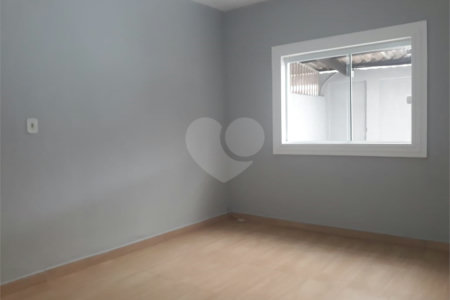 Casa Térrea à venda com 4 quartos, sendo 1 suíte, em Nova Mairinque, Mairinque, SP