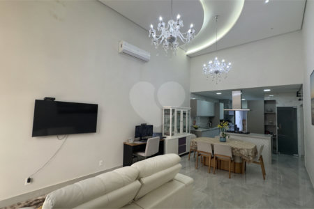 Casa à venda com 3 quartos, sendo 1 suíte, no condomínio Jardim Residencial Dona Maria José, Indaiatuba - SP