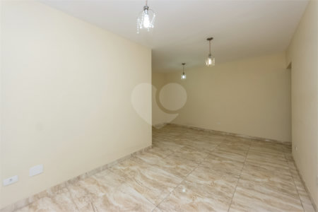 Apartamento à venda com 3 quartos, sendo 1 suíte, em Saúde, São Paulo, SP