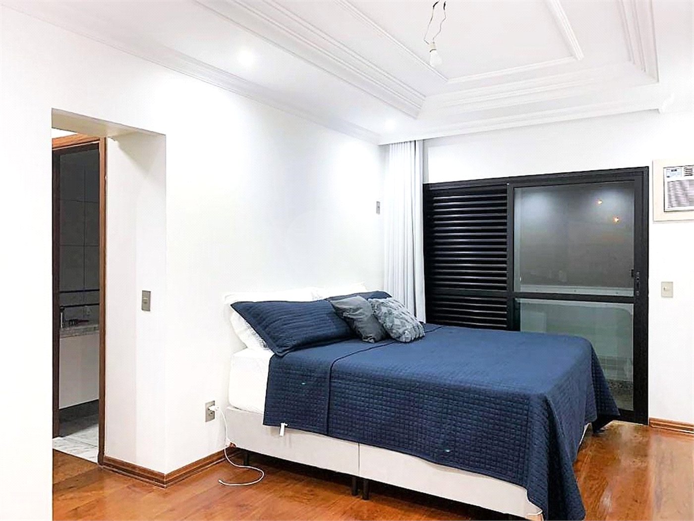 Apartamento à venda com 5 quartos, sendo 4 suítes, no Centro, Sorocaba, SP
