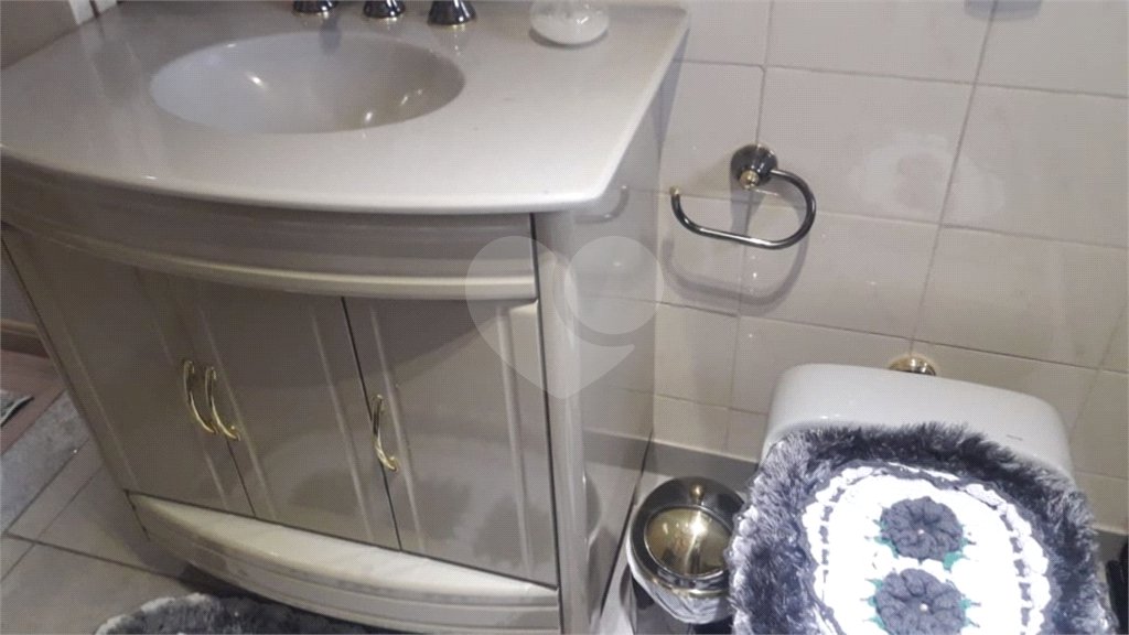 Sobrado à venda com 3 quartos, sendo 1 suíte, em Vila Milton, Guarulhos, SP