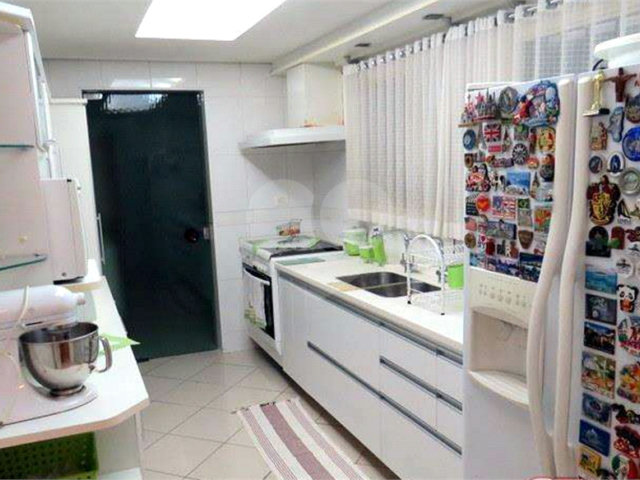 Apartamento à venda com 4 quartos, sendo 3 suítes,  em Santana, São Paulo, SP