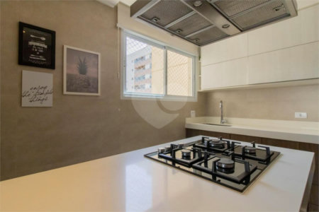 Apartamento à venda com 3 quartos, sendo 1 suíte, em Jardim Zaira, Guarulhos, SP