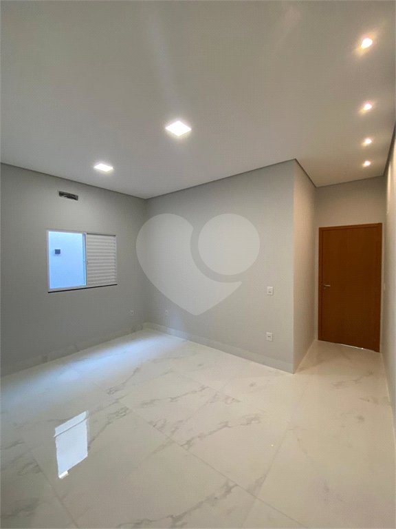 Casa Térrea à venda com 3 quartos, sendo 1 suíte, em Ponte Nova, Várzea Grande, MT