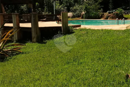 Chácara à venda com 5 quartos em Volta Grande (são João Novo), São Roque, SP