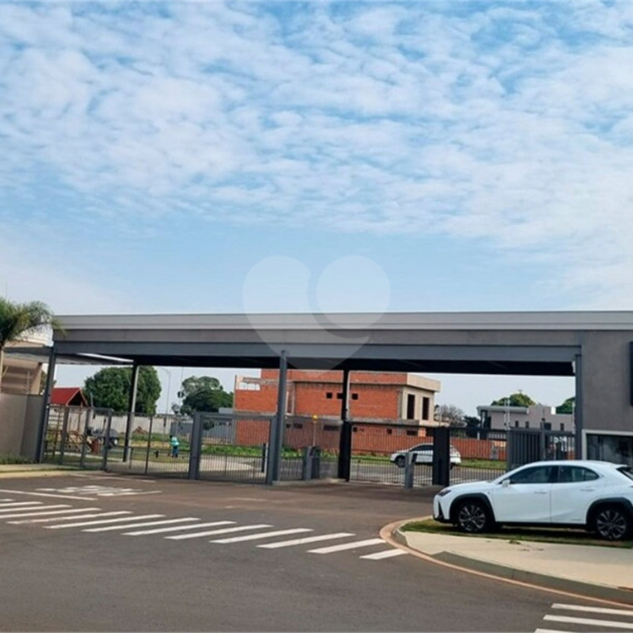 Indaiatuba - Loteamento no Jardim Park Meraki - Excelente oportunidade! Lote espaçoso de 342,12m² disponível por apenas R$ 577.945,00 - Localizado em uma região privilegiada, com IPTU - R$ 300,23 e condomínio - R$ 862,83 - Além disso, sua localização é extremamente conveniente, a apenas 2 minutos