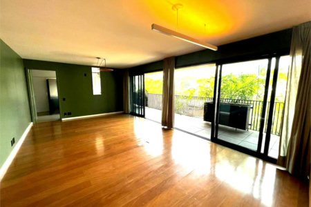Apartamento à venda com 3 suítes em Jardim das Bandeiras, São Paulo, SP