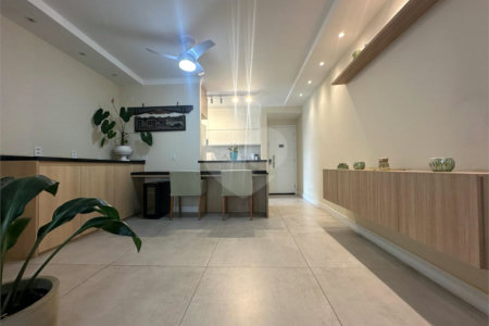 Apartamento à venda com 3 quartos, sendo 1 suíte, em Vila Andrade, São Paulo, SP