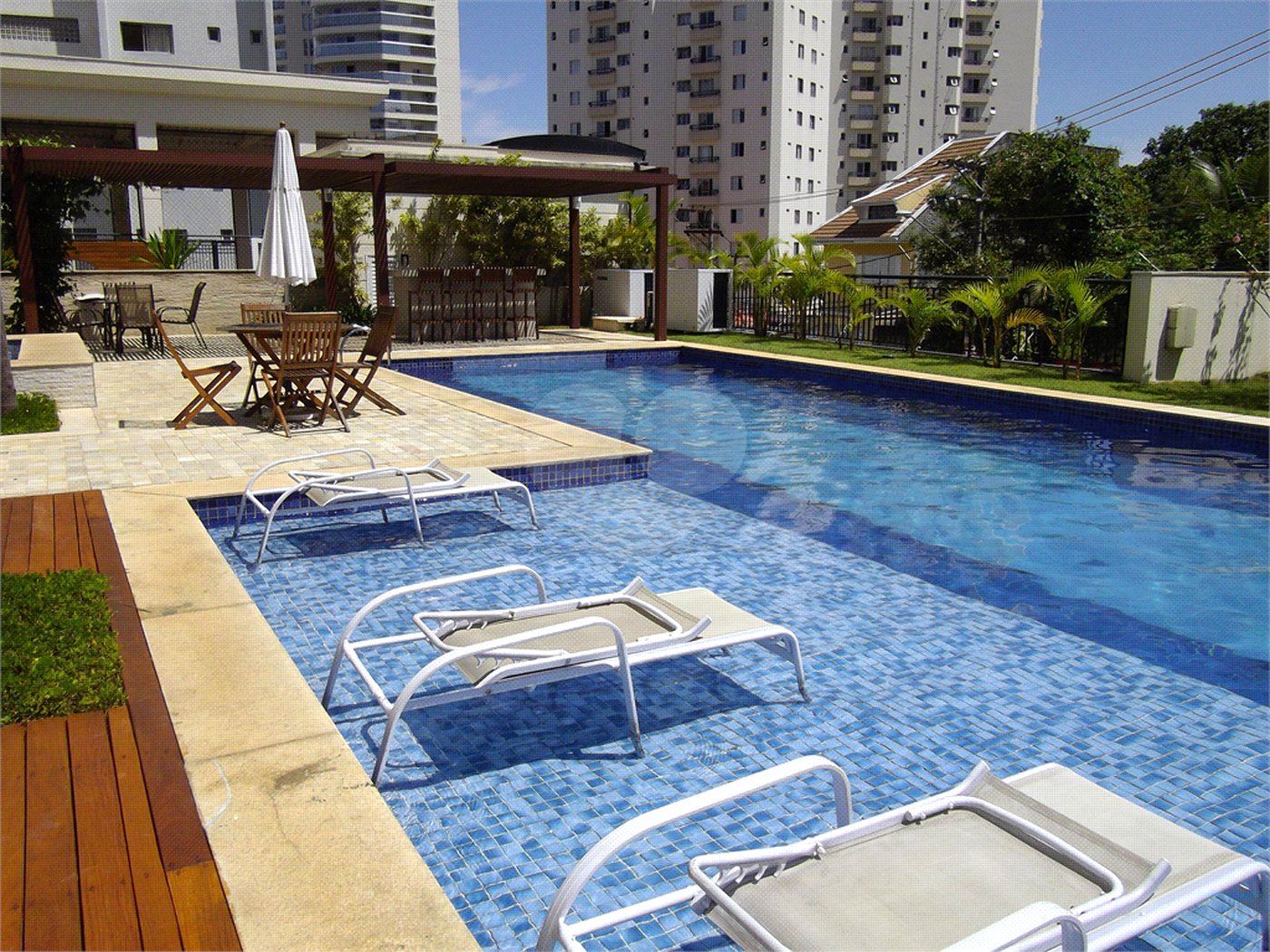 Apartamento à venda com 3 suítes em Santa Teresinha, São Paulo, SP
