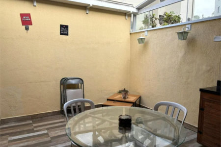 Casa à venda com 3 quartos, sendo 1 suíte, no condomínio Villagio Vicino, São Paulo - SP