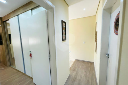 Casa à venda com 3 quartos, sendo 1 suíte, no condomínio Maggiori, Sorocaba - SP