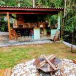 Casa à venda ou para alugar com 5 quartos, sendo 4 suítes, no condomínio Associação Reserva das Hortênsias, Mairiporã - SP