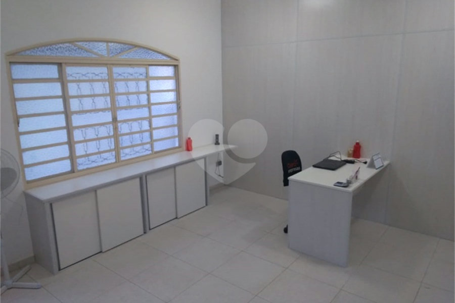 Prédio à venda com 3 quartos em Santana, São Paulo, SP