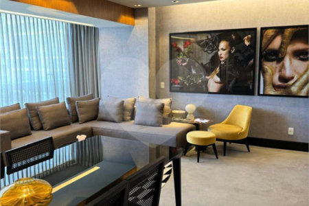 Apartamento à venda com 3 quartos, sendo 2 suítes,  em Brooklin Paulista, São Paulo, SP