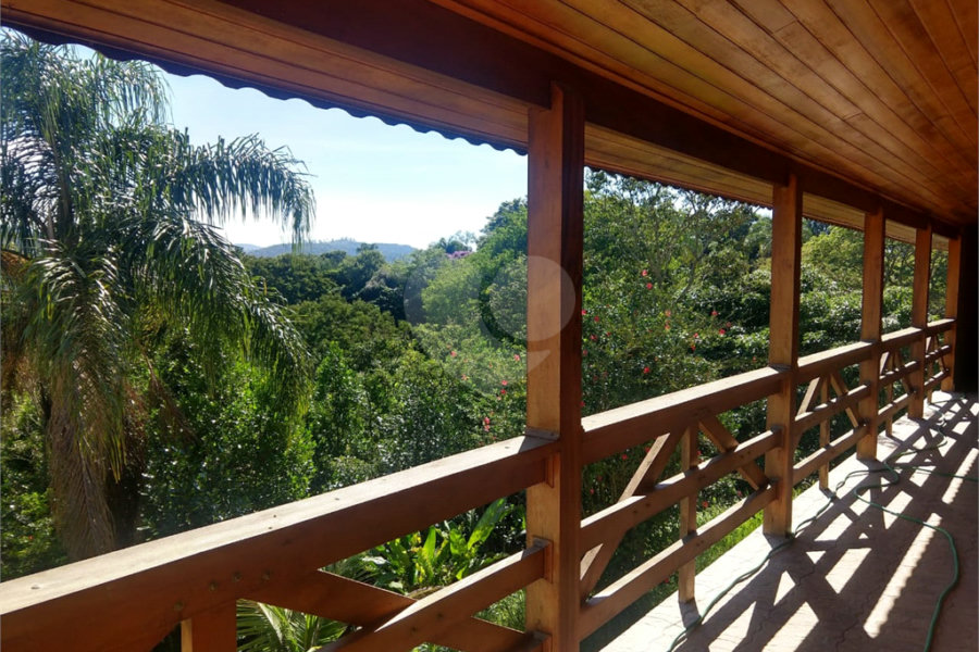 Casa à venda ou para alugar com 6 quartos, sendo 2 suítes, em Rio Acima, Mairiporã, SP