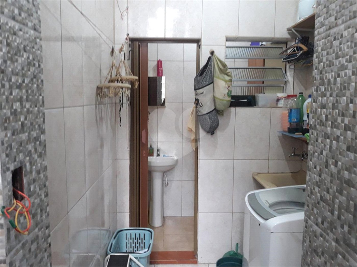 Sobrado à venda com 3 suítes em Vila Nivi, São Paulo, SP