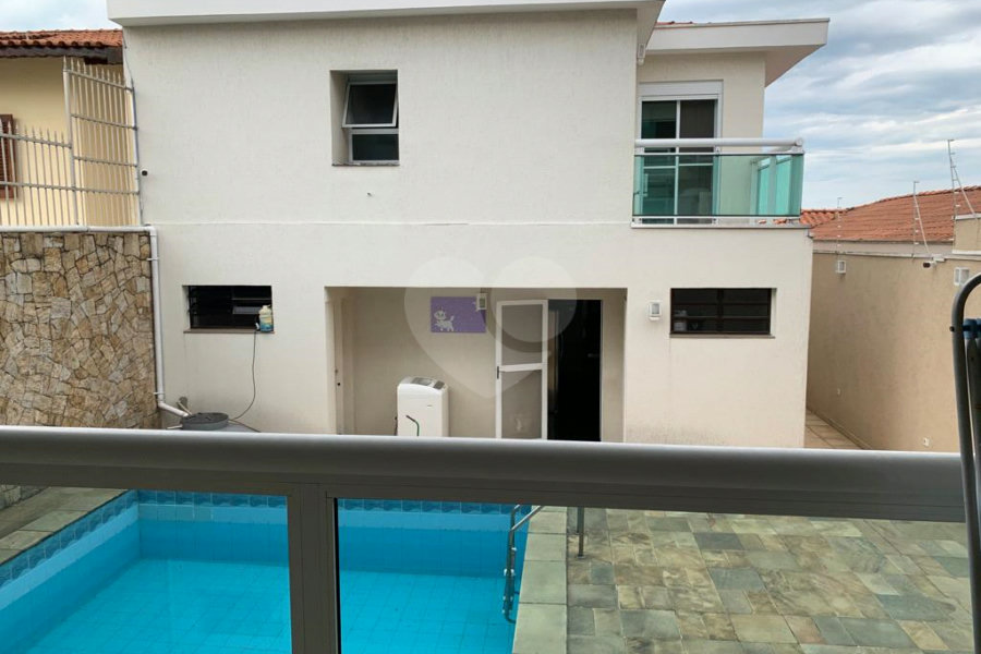 Sobrado à venda com 3 quartos, sendo 2 suítes,  em Tremembé, São Paulo, SP