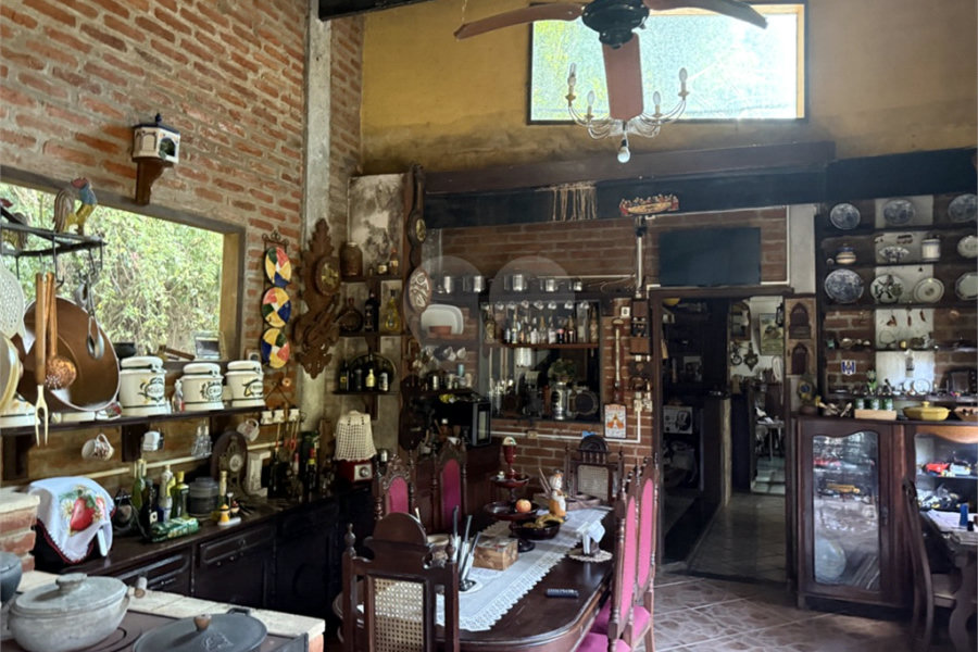 Casa à venda com 4 quartos no condomínio Parque Suiça, Caieiras - SP