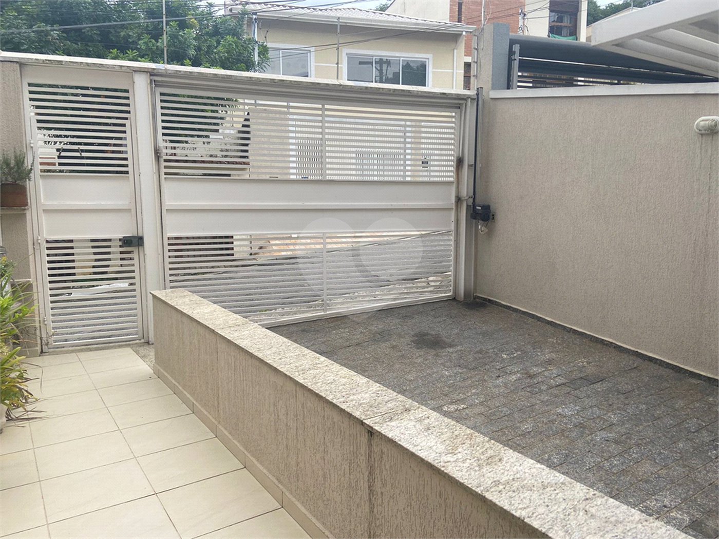 Sobrado à venda com 3 quartos, sendo 1 suíte, em Horto Florestal, São Paulo, SP