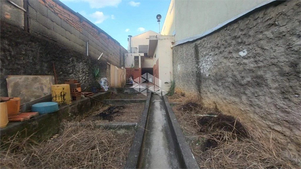 Casa à venda com 4 quartos, sendo 1 suíte,  em Lapa, São Paulo, SP