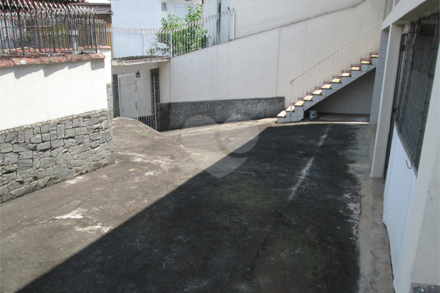 Sobrado à venda com 3 quartos em Horto, São Paulo, SP